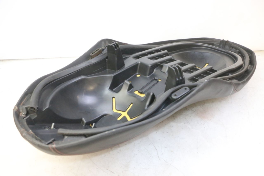 photo de SELLE YAMAHA X-MAX XMAX 125 (2010 - 2014)