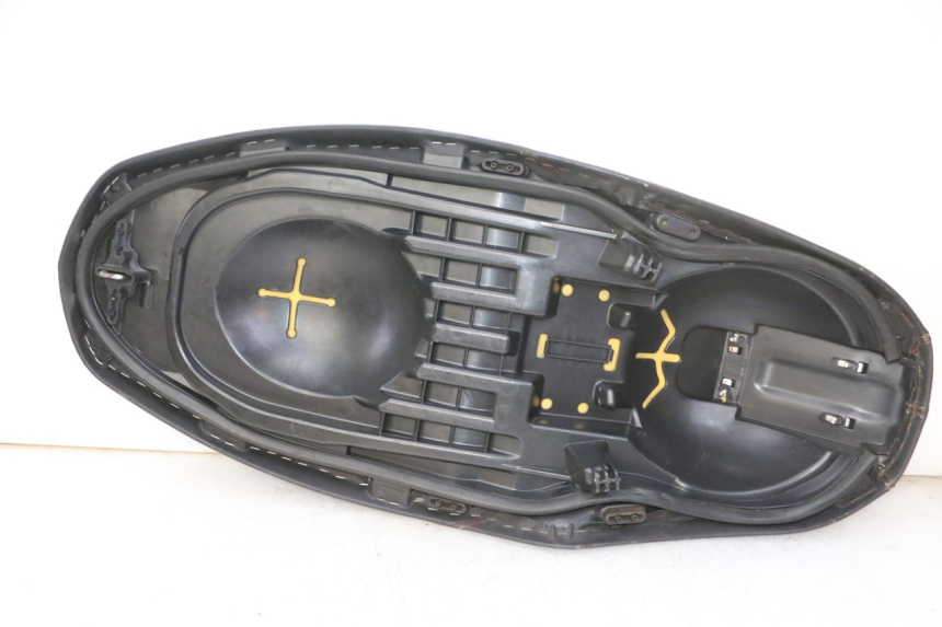 photo de SELLE YAMAHA X-MAX XMAX 125 (2010 - 2014)