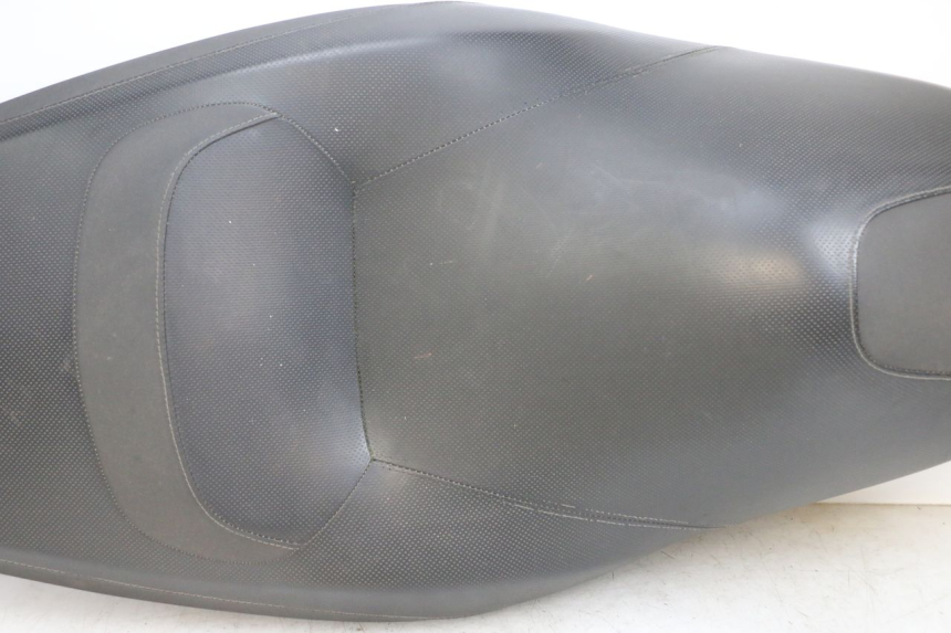 photo de SELLE YAMAHA XMAX X-MAX 125 (2006 - 2009) - Zoom qualité