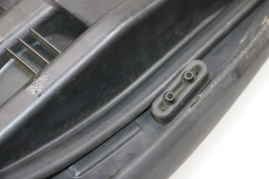 photo de SELLE YAMAHA XMAX X-MAX 125 (2006 - 2009) - Zoom composants