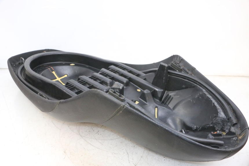 photo de SELLE YAMAHA XMAX X-MAX 125 (2006 - 2009) - Angle alternatif