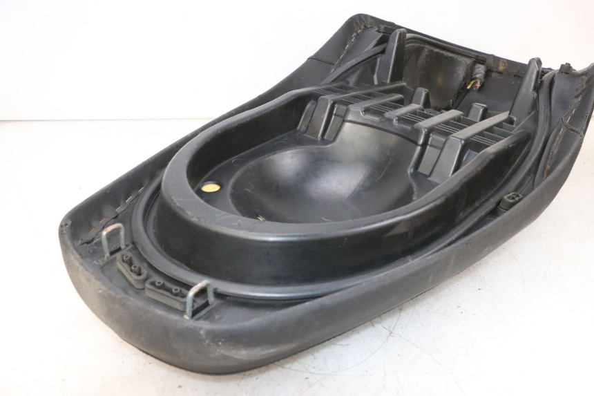 photo de SELLE YAMAHA XMAX X-MAX 125 (2006 - 2009) - Zoom qualité