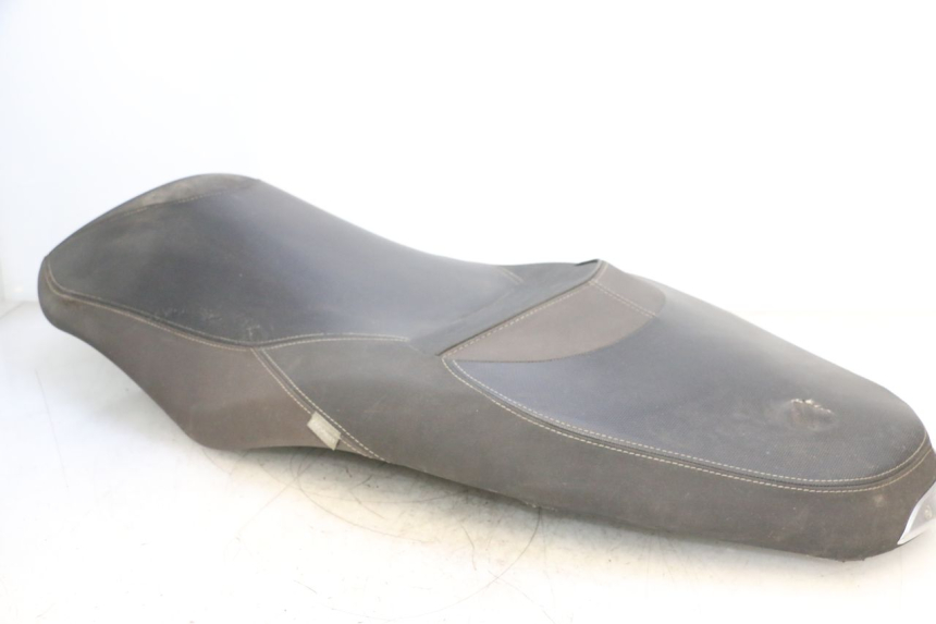 photo de SELLE YAMAHA X-MAX XMAX 125 (2010 - 2013) - Inspection visuelle