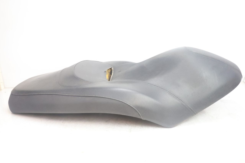 photo de SELLE YAMAHA XMAX X-MAX 125 (2006 - 2009) - Gros plan technique