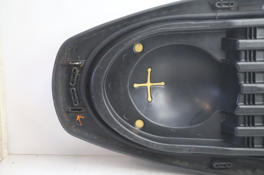 photo de SELLE YAMAHA XMAX X-MAX 125 (2006 - 2009) - Pièce contrôlée