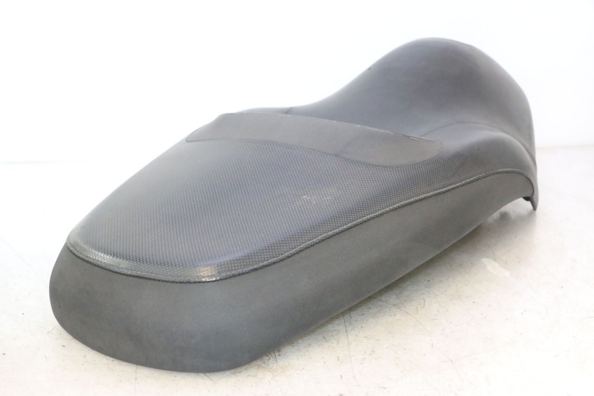 photo de SELLE YAMAHA XMAX X-MAX 125 (2006 - 2009) - Photo complémentaire
