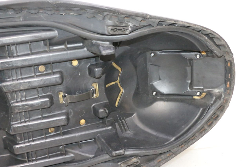 photo de SELLE YAMAHA XMAX X-MAX 125 (2006 - 2009) - Pièce contrôlée