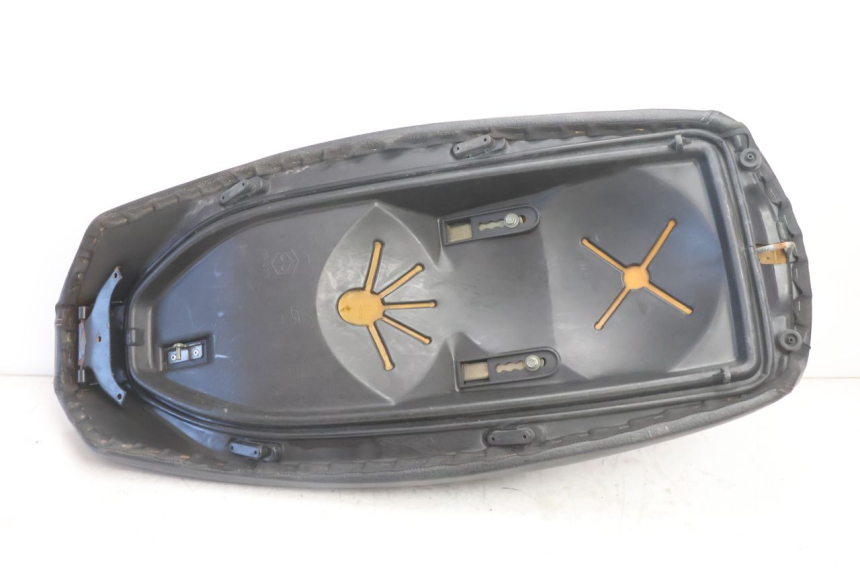 photo de SELLE PIAGGIO X9 AMALFI 180 (2000 - 2003) - Vue produit