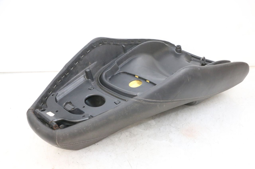 photo de SELLE PIAGGIO XEVO - X EVO 125 (2007 - 2016) - Zoom état d’usage