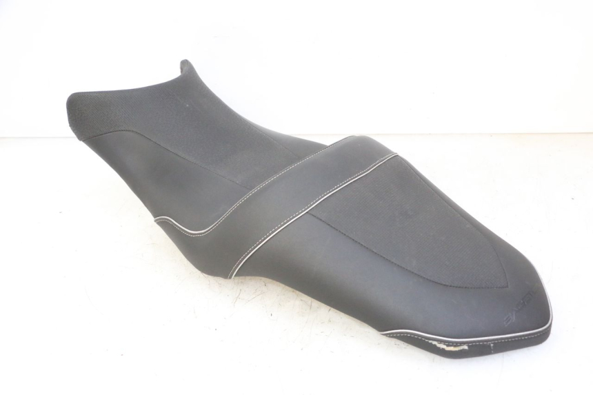 photo de SELLE YAMAHA XJ6 ABS 600 (2008 - 2016)