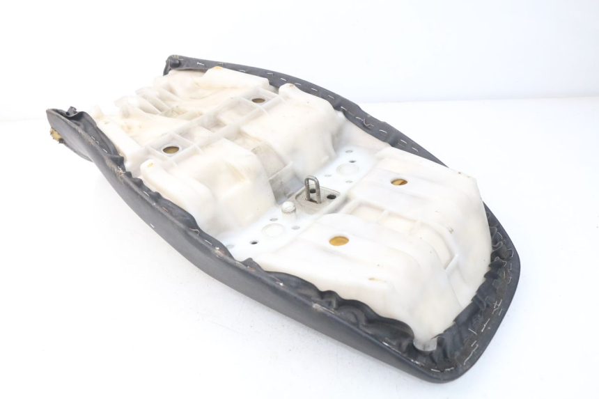 photo de SELLE YAMAHA XJ600 XJ DIVERSION 600 (1992 - 1997) - Vue produit