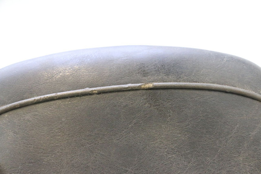 photo de SELLE YAMAHA XJR 1300 (1998 - 2002) - Vue rapprochée