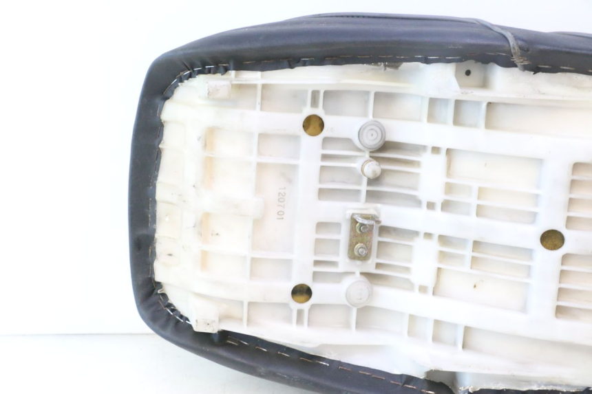 photo de SELLE YAMAHA XJR 1300 (1998 - 2002) - Focus structure