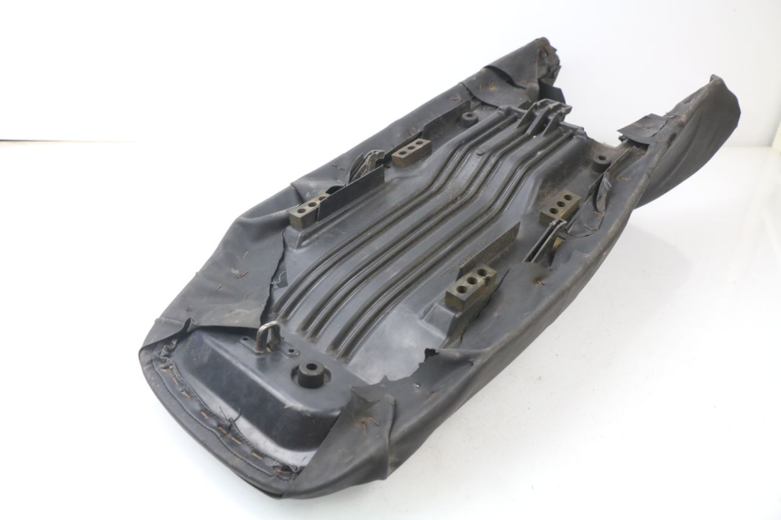 photo de SELLE HONDA XLV TRANSALP 650 (2005 - 2007) - Vue d’ensemble