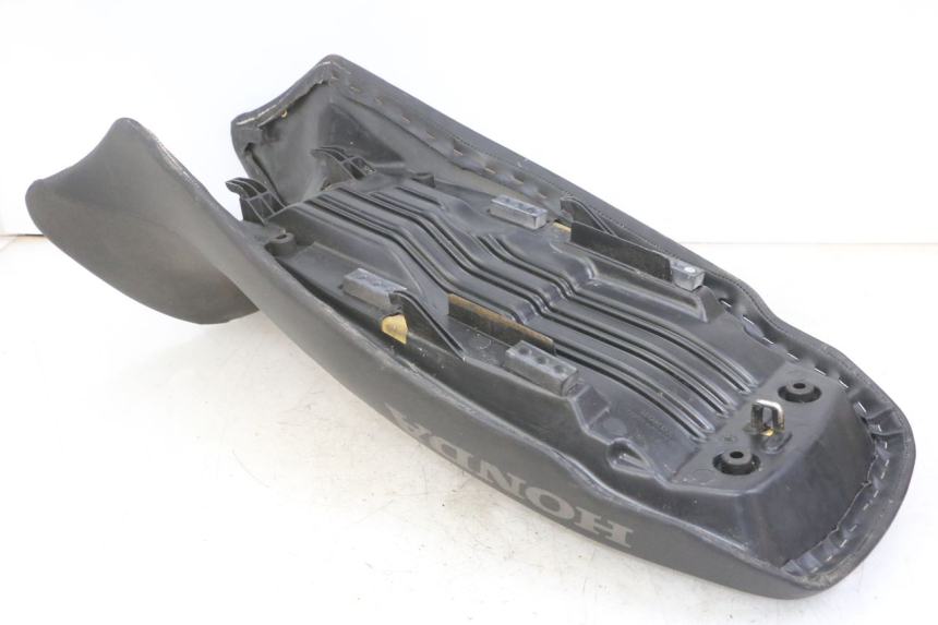 photo de SELLE HONDA XLV VARADERO 125 (2000 - 2006)