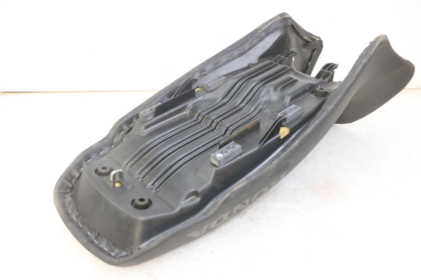 photo de SELLE HONDA XLV VARADERO 125 (2000 - 2006)