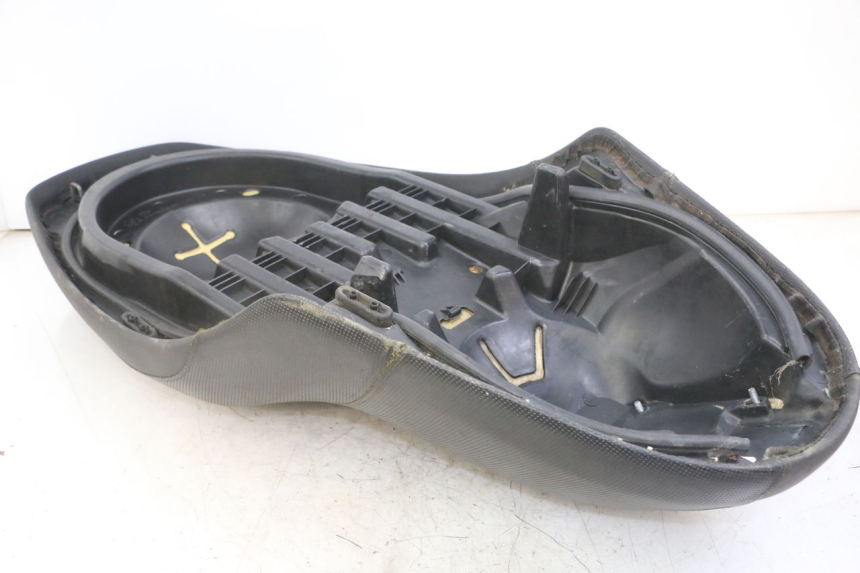 photo de SELLE YAMAHA XMAX X-MAX 125 (2006 - 2009)