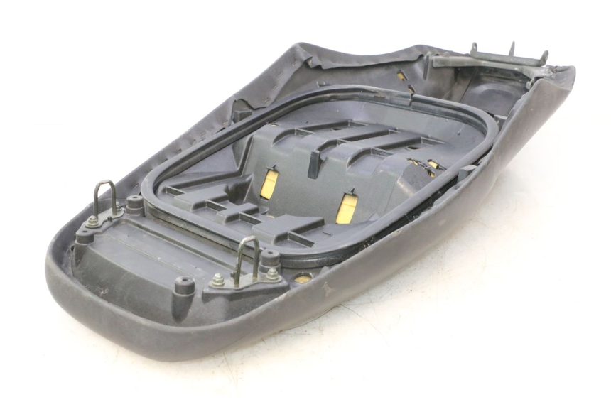 photo de SELLE YAMAHA XP T-MAX ABS 500 (2005 - 2005) - Zoom état d’usage