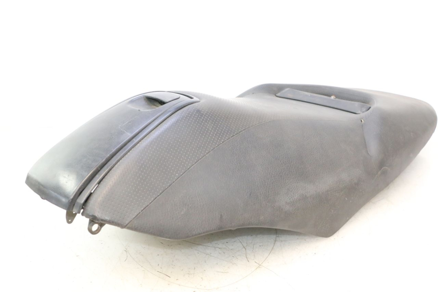 photo de SELLE YAMAHA XP T-MAX ABS 500 (2005 - 2005) - Points de fixation