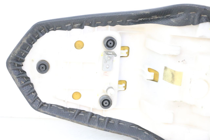 photo de SELLE YAMAHA XJ6 ABS 600 (2008 - 2016)