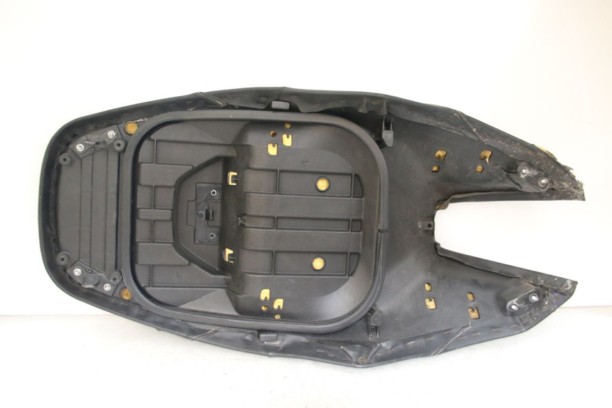 photo de SELLE YAMAHA XP T-MAX TMAX 500 (2004 - 2007)