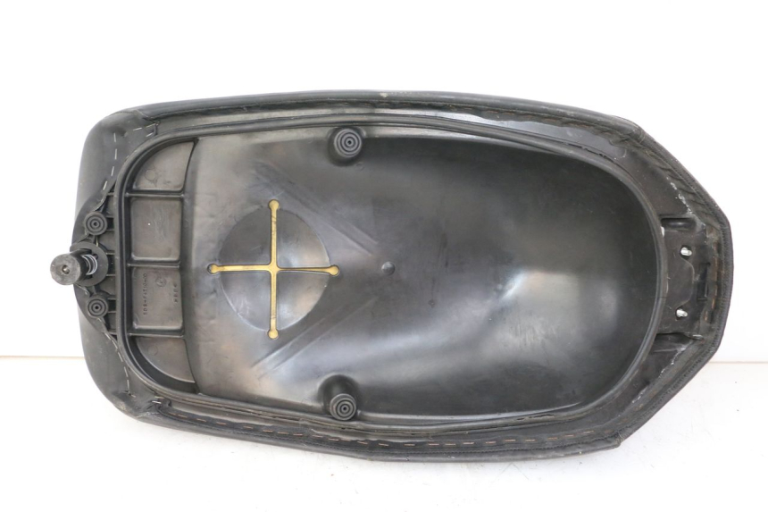 photo de SELLE YAMAHA YP MAJESTY 125 (2007 - 2010)