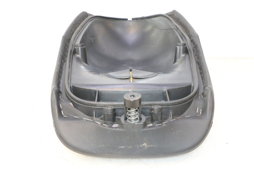 photo de SELLE YAMAHA YP MAJESTY 125 (2007 - 2010) - Focus structure