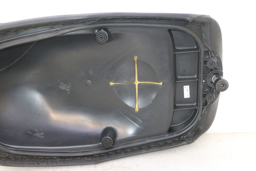photo de SELLE YAMAHA YP MAJESTY 125 (2007 - 2010) - Aperçu profil