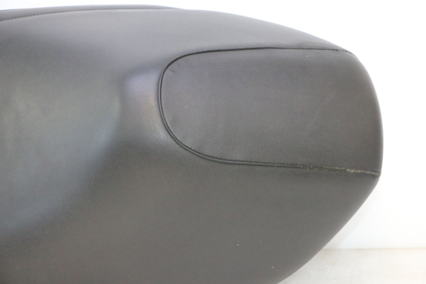 photo de SELLE YAMAHA YP MAJESTY 125 (2007 - 2010) - Zoom état d’usage