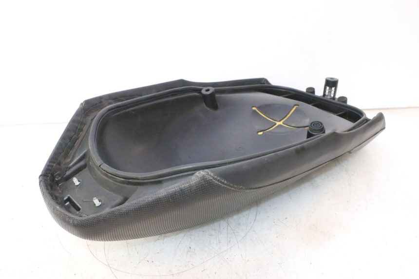 photo de SELLE YAMAHA YP MAJESTY 125 (2002 - 2006) - Zoom composants