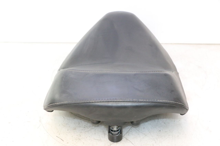 photo de SELLE YAMAHA YP MAJESTY 125 (2002 - 2006) - Marquages et références