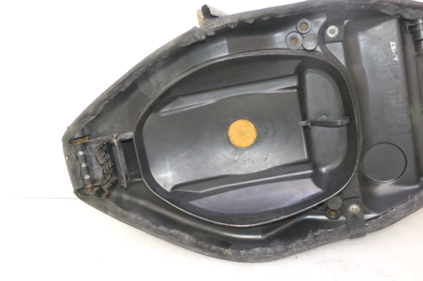 photo de SELLE PIAGGIO ZIP 2T 50 (2009 - 2019) - Détail de la pièce