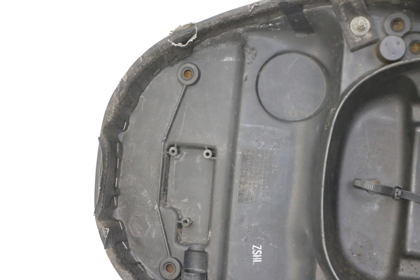 photo de SELLE PIAGGIO ZIP 4T 50 (2018 - 2020)