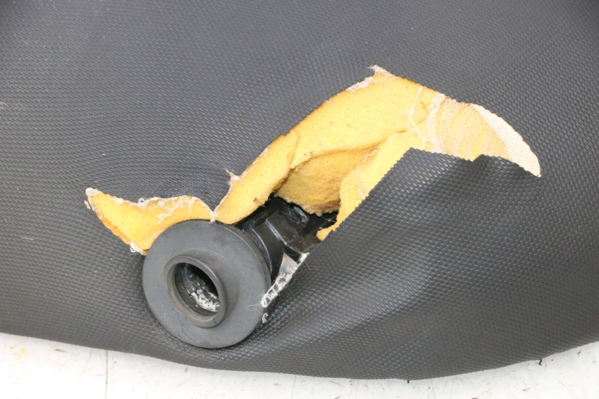photo de SELLE PIAGGIO ZIP IGET 4T 50 (2021 - 2023) - Détails caractéristiques