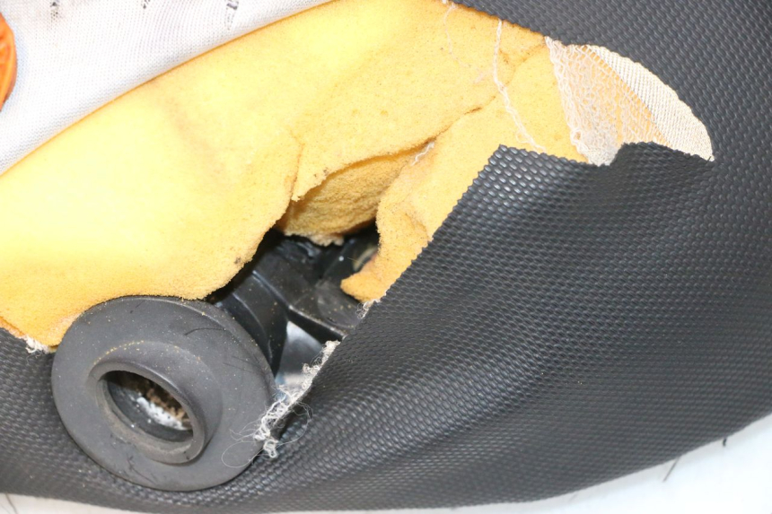 photo de SELLE PIAGGIO ZIP IGET 4T 50 (2021 - 2023) - Zoom état d’usage