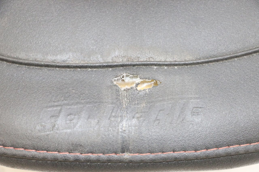 photo de SELLE KAWASAKI ZR 7 750 (1999 - 2001) - Zoom composants