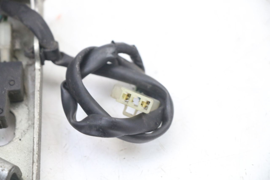 photo de SERRURE SELLE HONDA FES S-WING SWING ABS 125 (2007 - 2015)