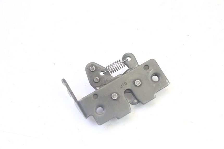 photo de SERRURE SELLE PIAGGIO MP3 LT 300 (2010 - 2016) - Zoom état d’usage