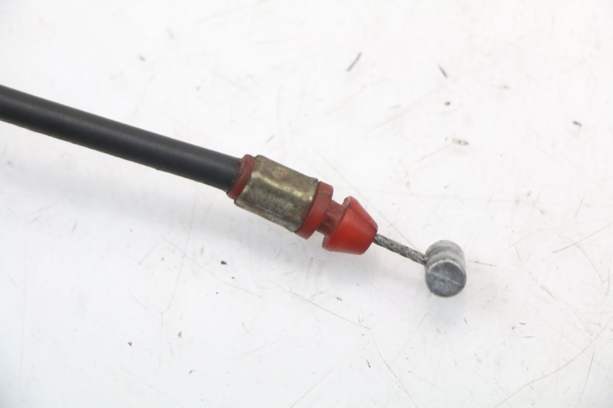 photo de Seat lock HYOSUNG GV AQUILA 125 (2000 - 2004) - Gros plan technique