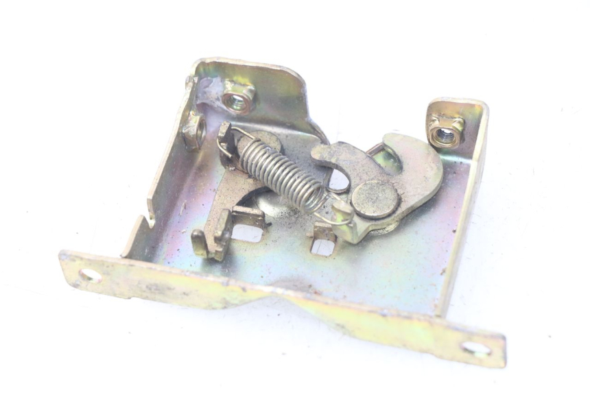 photo de SERRURE DE SELLE PGO BIG MAX 50 (2001 - 2009)