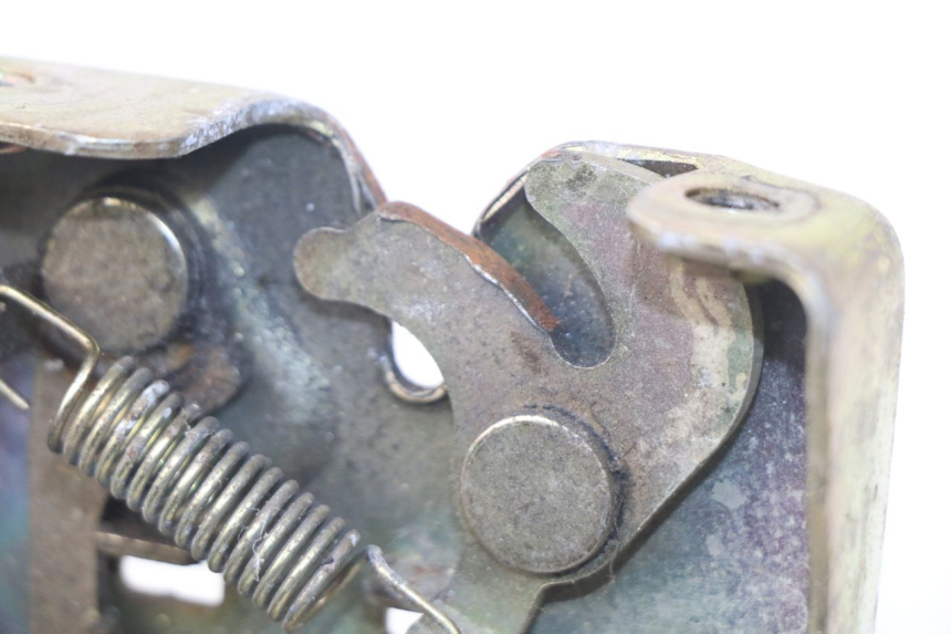 photo de SERRURE DE SELLE PGO BIG MAX 50 (2001 - 2009)