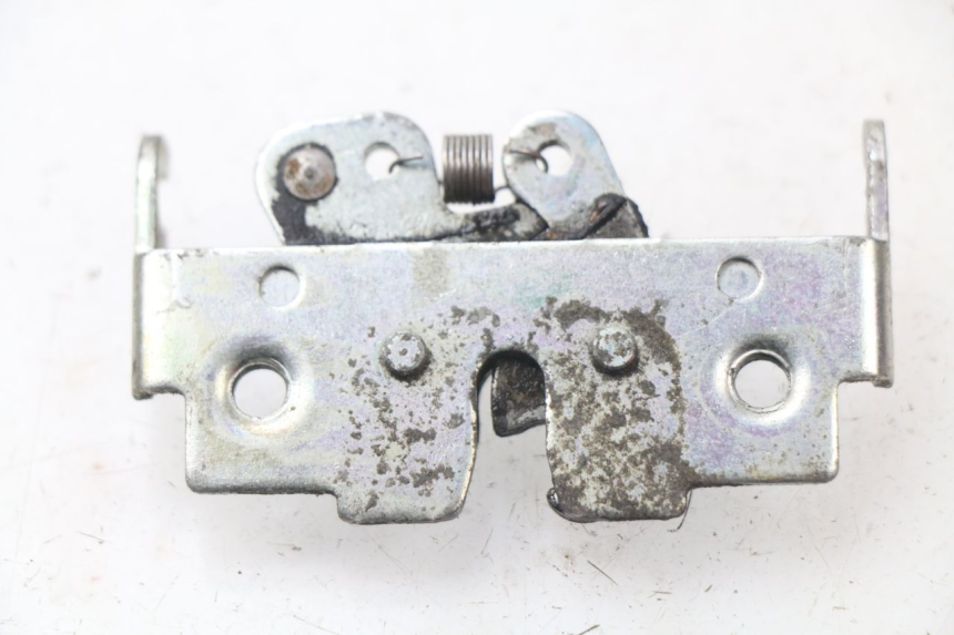 photo de SERRURE DE SELLE SUZUKI BURGMAN 125 (2007 - 2014)