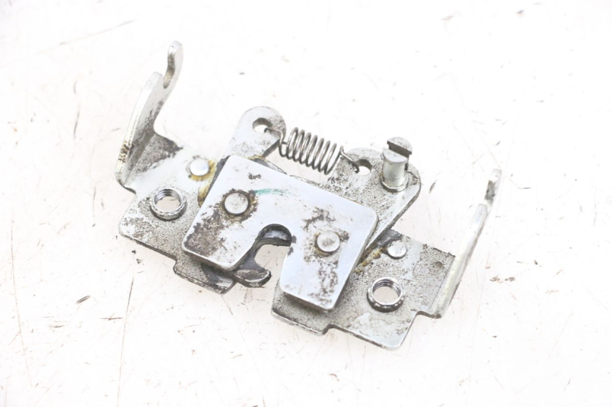 photo de SERRURE DE SELLE YAMAHA BW'S EASY 50 (2013 - 2016) - Détail de la pièce