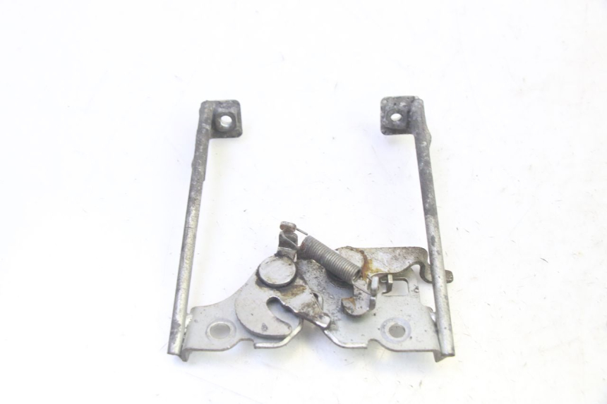 photo de SERRURE DE SELLE HONDA CBF 125 (2009 - 2015)