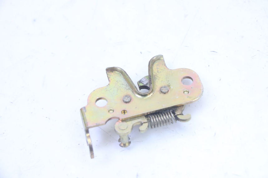 photo de SERRURE DE SELLE PEUGEOT CITYSTAR 50 (2013 - 2017)