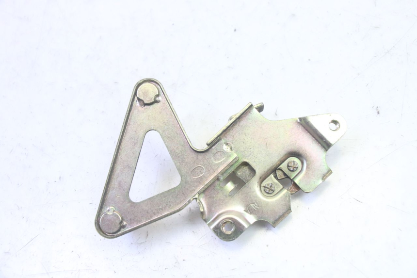 photo de SERRURE DE SELLE SYM FIDDLE 3 III 125 (2014 - 2020) - Zoom état d’usage