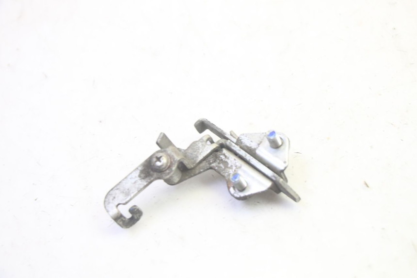 photo de SERRURE DE SELLE YAMAHA FJR ABS 1300 (2006 - 2012) - Autre angle de vue