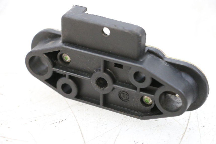 photo de SERRURE DE SELLE SUZUKI GSXR GSX-R 1000 (2003 - 2004) - Détail de la pièce