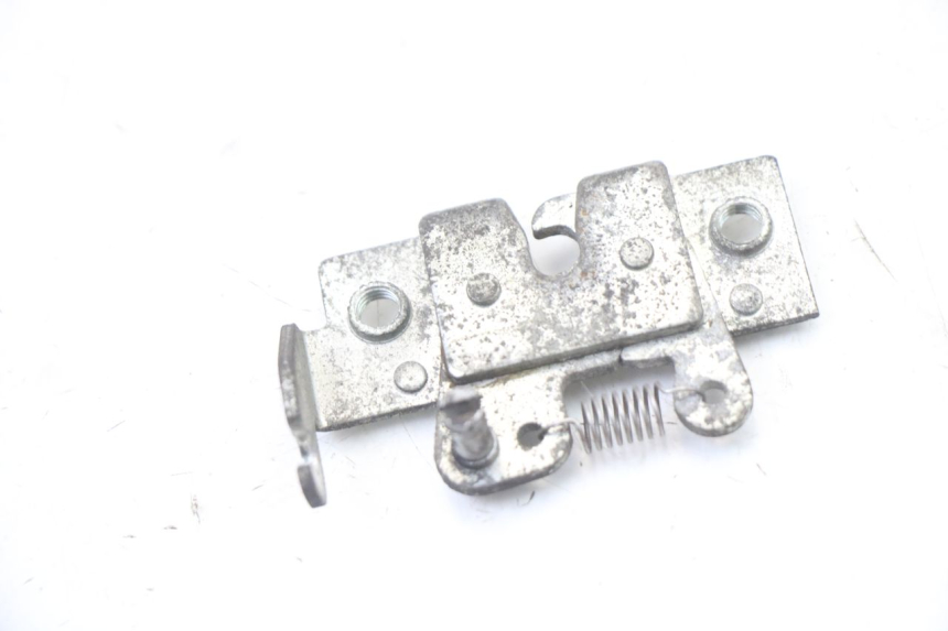 photo de SERRURE DE SELLE HONDA FES S-WING SWING ABS 125 (2007 - 2015)