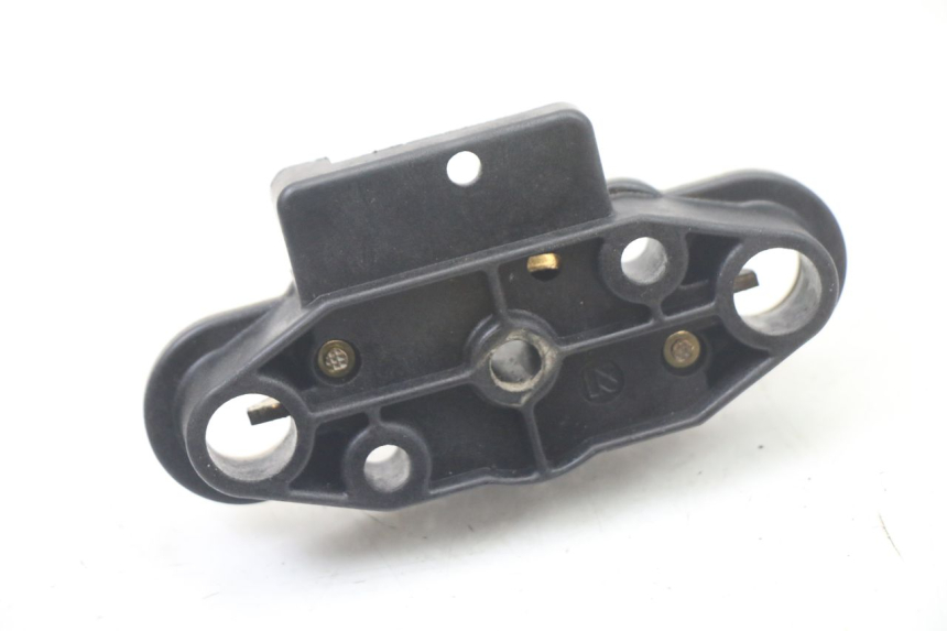 photo de SERRURE DE SELLE KAWASAKI ZR7 ZR-7 S 750 (1999 - 2004)